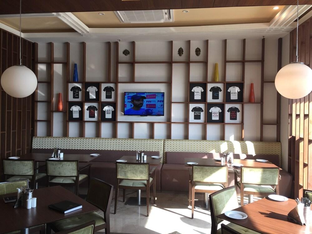 Lemon Tree Hotel, Sector 60, Gurugram Gurgaon Luaran gambar